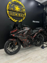 RS 200 STİCKER SET resmi