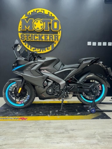 RS 200 STİCKER SET (JANT KAPAĞI HARİÇ) resmi